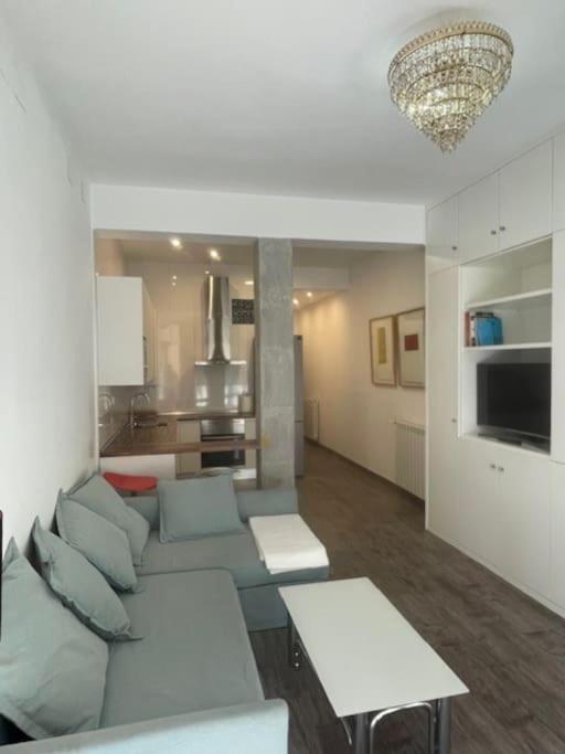 Nuevo Y Confortable Apartamento En Vista Alegre Мадрид Экстерьер фото